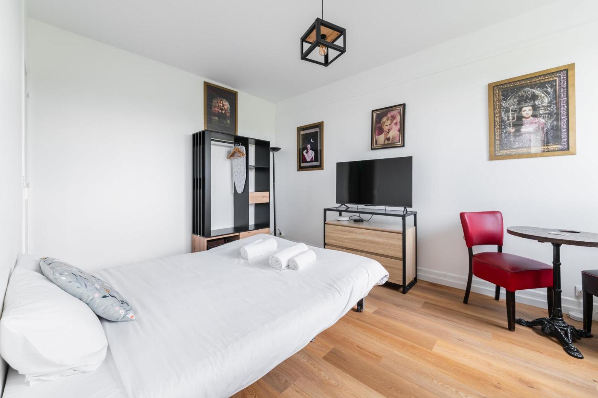 Апартаменты Studio Dormoy, Монруж Экстерьер фото
